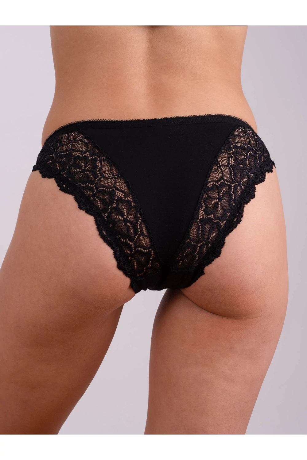 Dámske bavlnené nohavičky s čipkou Dámske bavlnené nohavičky s čipkou